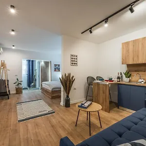 Atomium Appartement Tirana